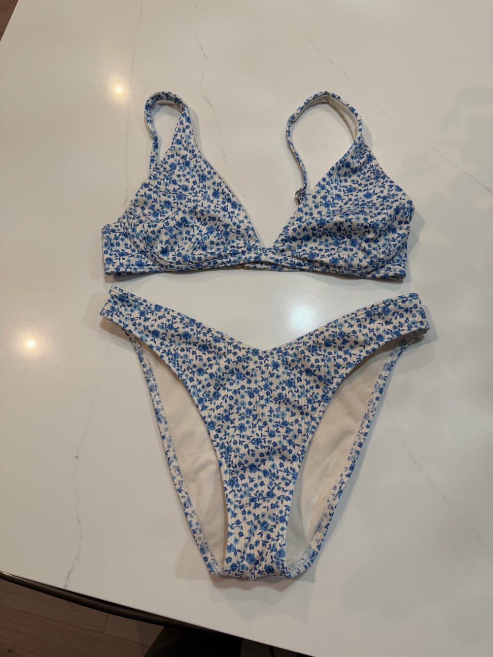 HOLLISTER Blue Floral BIKINI